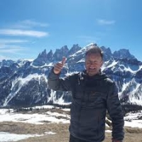 Stefen Dell’Antonio “Monech” riceve il Premio Ostana 2024, Premio Minoranze Storiche Linguistiche in Italia